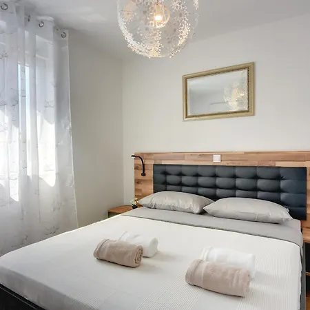 Noemi2 By Interhome