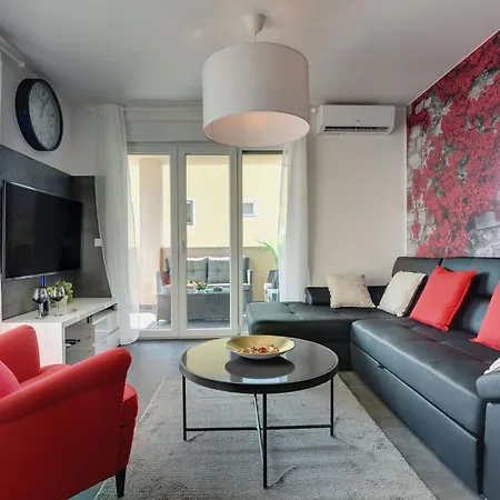 Noemi2 By Interhome