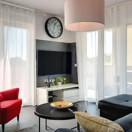 Noemi2 By Interhome *
