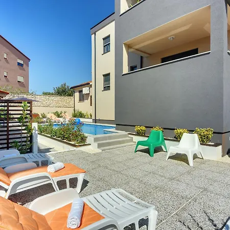 Noemi2 By Interhome *